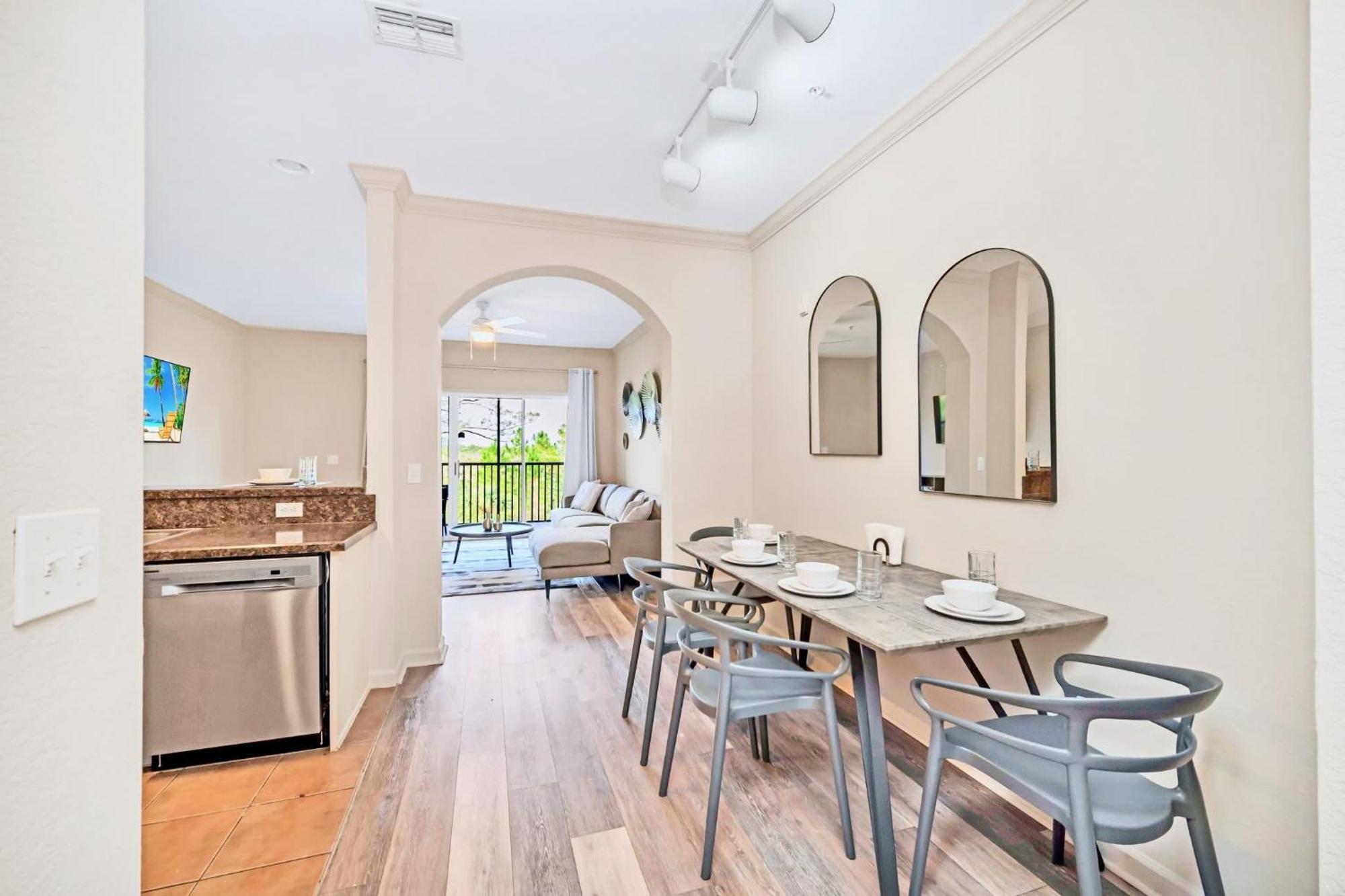 אורלנדו Stunning 2Br Condo With Hot Tub And Pool, Near Disney! מראה חיצוני תמונה