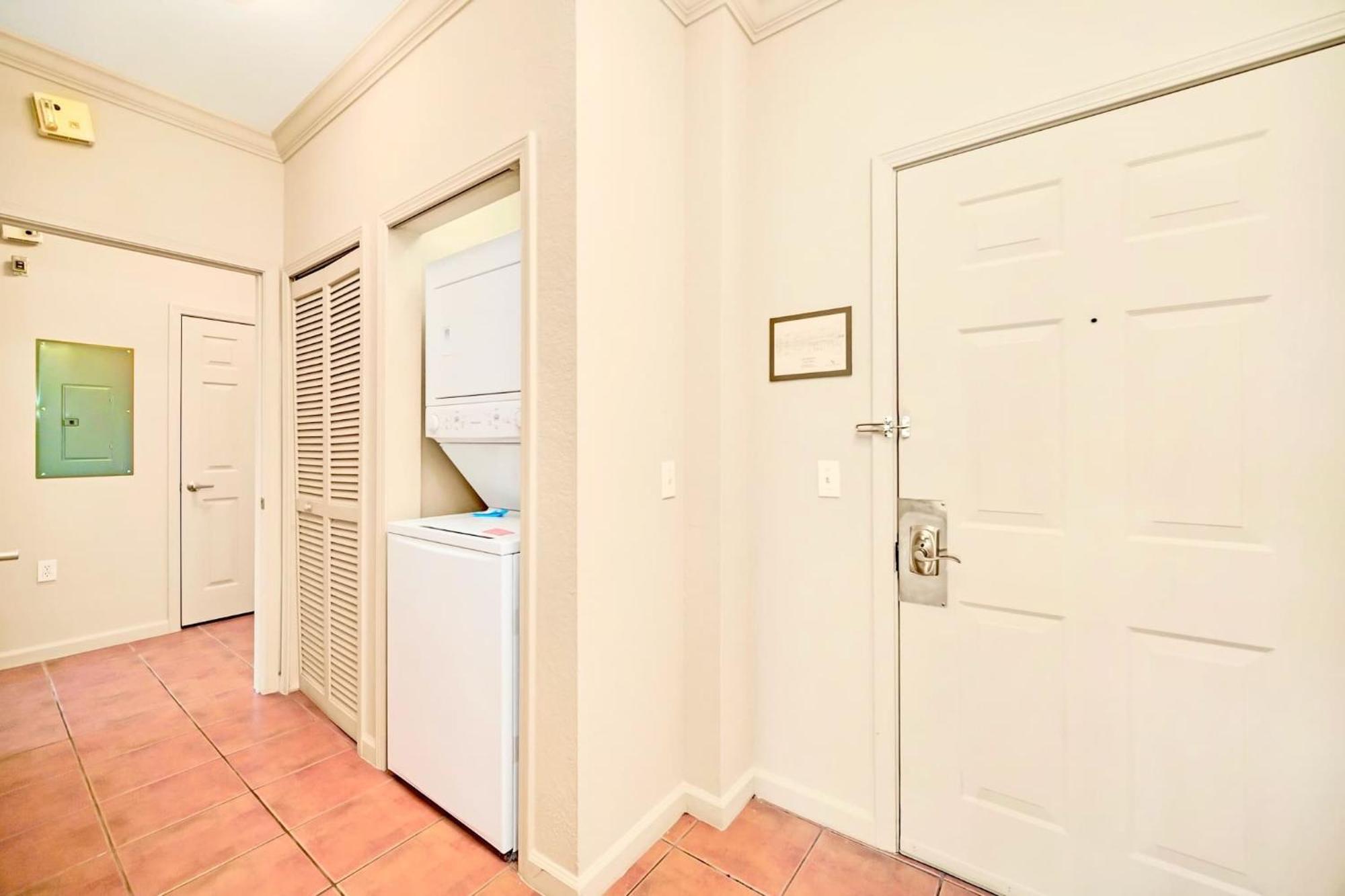 אורלנדו Stunning 2Br Condo With Hot Tub And Pool, Near Disney! מראה חיצוני תמונה